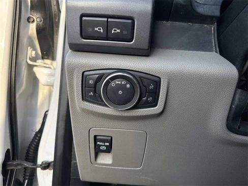 Used 2019 Ford F150 XLT w/ Trailer Tow Package image 19