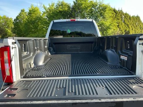 Used 2024 Ford F250 XLT AWD/4WD image 21