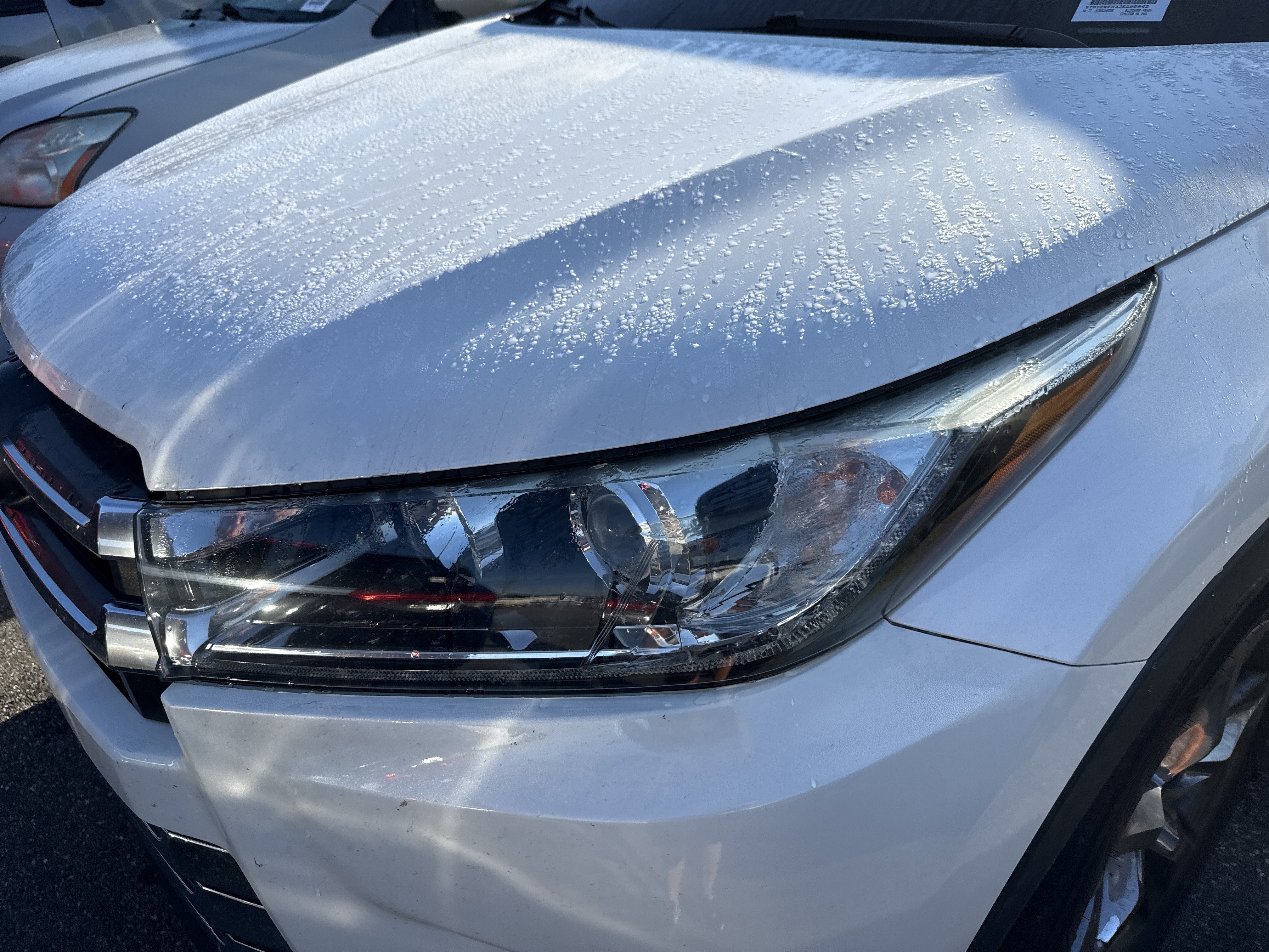Used 2018 Toyota Highlander Limited Platinum FWD image 6