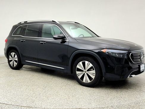 Used 2023 Mercedes-Benz EQB 300 4MATIC w/ Exclusive Package image 3