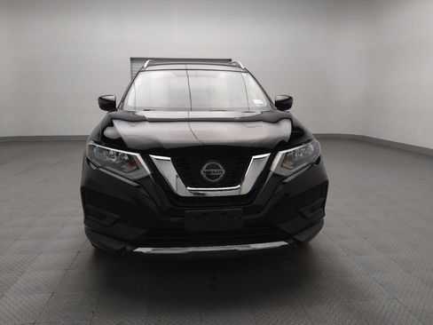 Used 2018 Nissan Rogue SV image 14