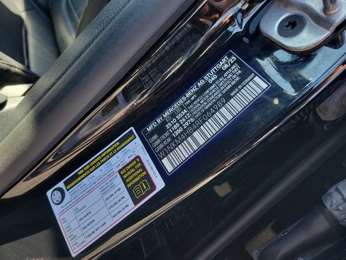 Certified 2024 Mercedes-Benz GLC 300 GLC 300 image 33