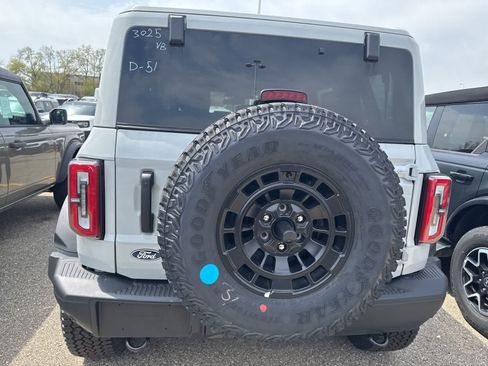 New 2026 Ford Bronco Badlands AWD/4WD image 12