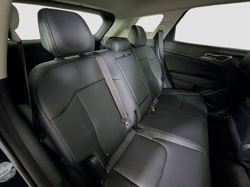 Used 2023 Kia Sportage EX image 28