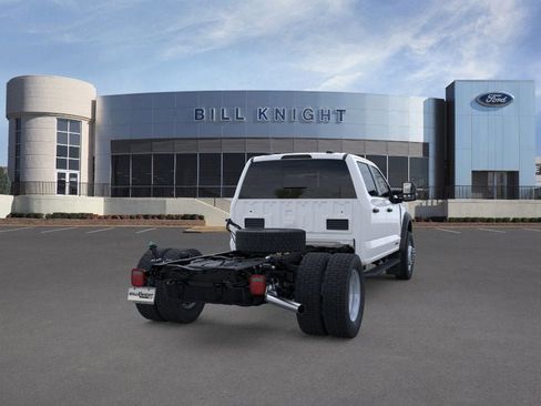 New 2025 Ford F550 4x4 Crew Cab image 30