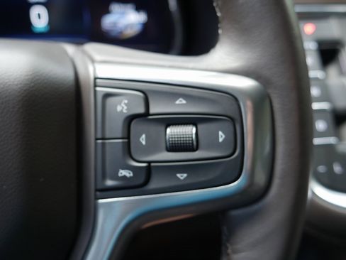 Used 2022 Chevrolet Tahoe LT w/ Luxury Package image 14