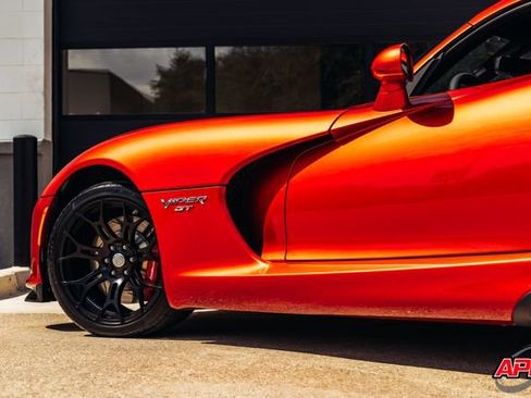 Used 2015 Dodge Viper w/ Quick Order Package 22J GT RWD image 33