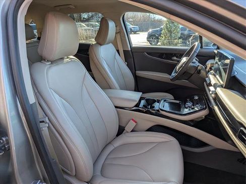 Certified 2023 Lincoln Nautilus AWD w/ Premium Package image 14