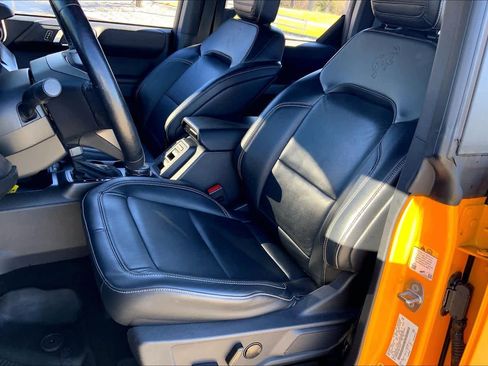 Used 2021 Ford Bronco First Edition image 8
