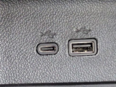 New 2026 Chevrolet Traverse High Country image 24