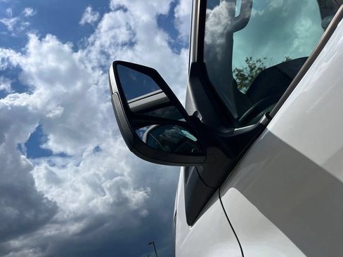 Used 2024 Ford Transit 250 148 Medium Roof RWD image 25