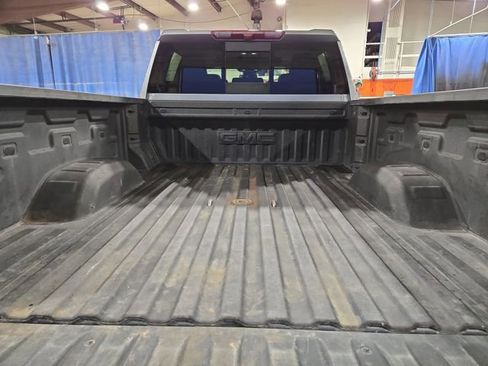 Used 2024 GMC Sierra 3500 SLT w/ SLT Premium Package image 37