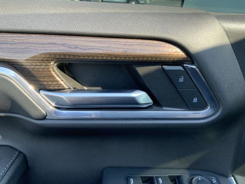 Used 2024 Chevrolet Silverado 1500 RST image 21