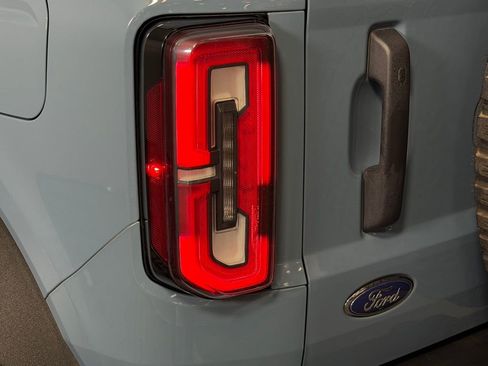 Used 2023 Ford Bronco Wildtrak AWD/4WD image 13