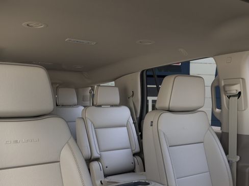 New 2026 GMC Yukon Denali RWD image 24