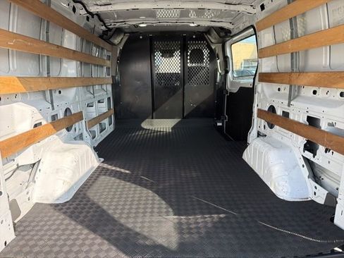 Used 2024 Ford Transit 250 Low Roof w/ Exterior Upgrade Package image 15