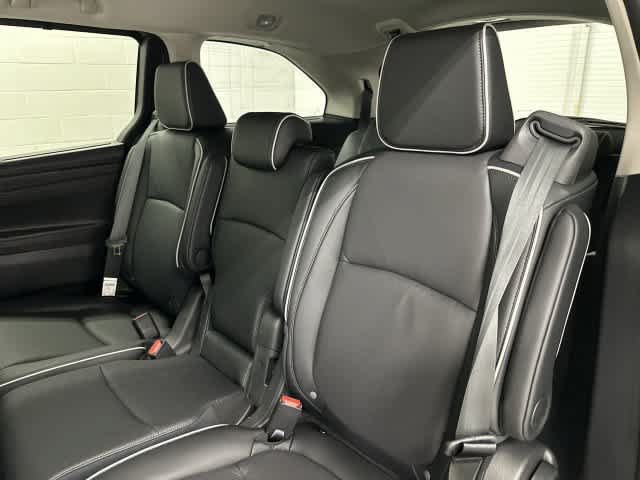 New 2027 Honda Odyssey Touring image 14