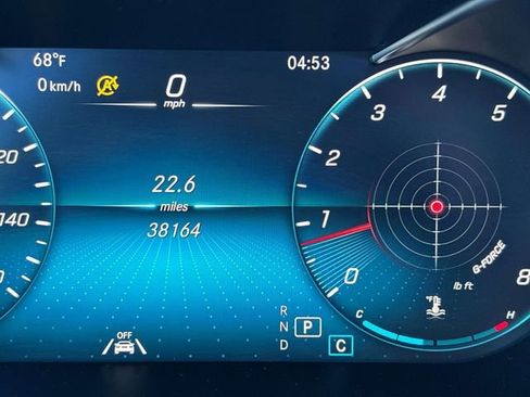 Used 2021 Mercedes-Benz GLC 300 4MATIC image 22