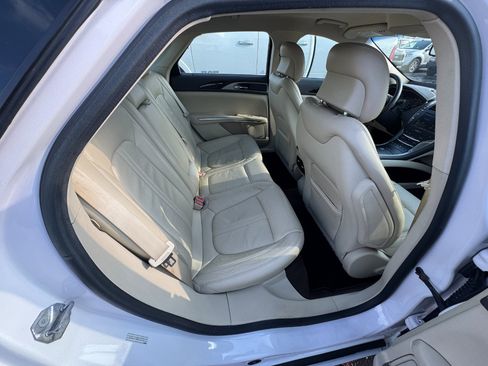 Used 2015 Lincoln MKZ w/ Equipment Group 101A Select image 19