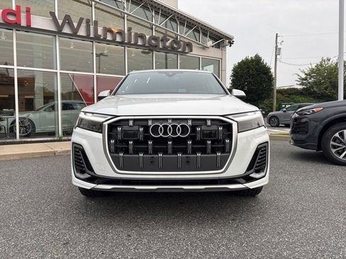 New 2025 Audi Q7 3.0T Premium Plus image 8