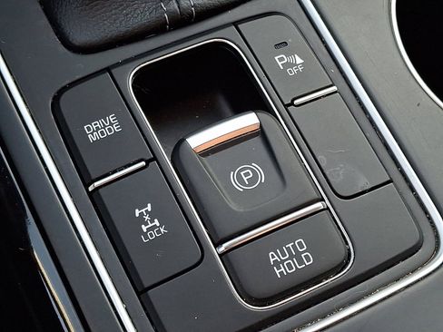 Used 2019 Kia Sorento EX image 25