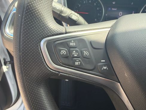 Used 2022 Chevrolet Equinox LS w/ LS Convenience Package FWD image 15