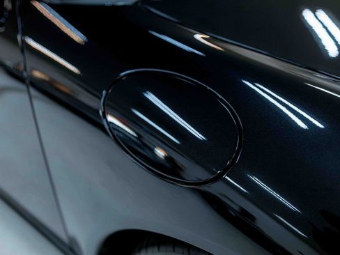 Used 2011 Porsche 911 Turbo S image 19