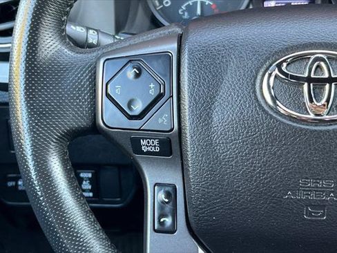 Certified 2021 Toyota Tacoma TRD Off-Road w/ Technology Package AWD/4WD image 24