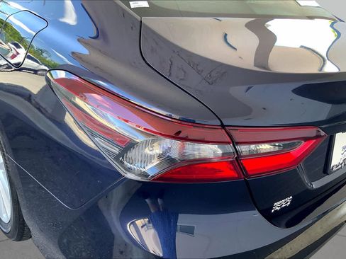 Used 2022 Toyota Camry LE FWD image 28
