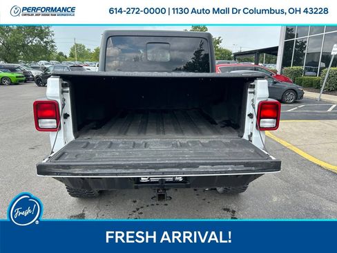 Used 2020 Jeep Gladiator Sport w/ Quick Order Package 24S AWD/4WD image 15
