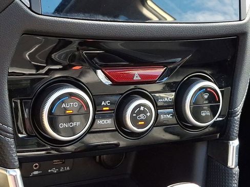 Used 2023 Subaru Forester Touring image 18