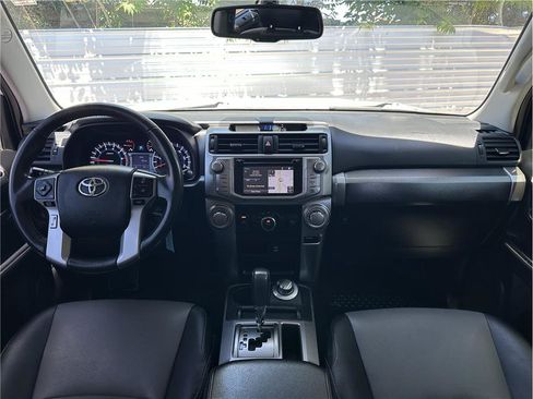 Used 2017 Toyota 4Runner SR5 Premium AWD/4WD image 19