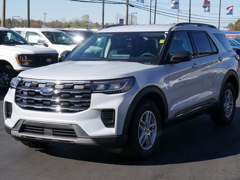 New 2026 Ford Explorer Active image 8