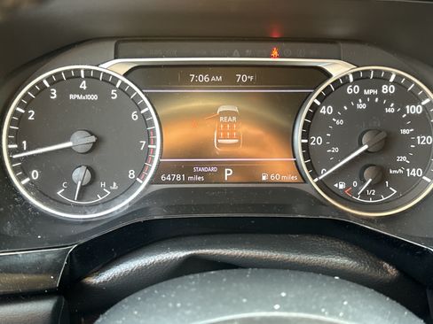 Used 2024 Nissan Pathfinder SV FWD image 26
