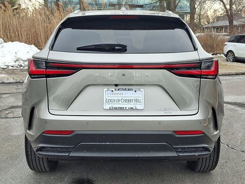 Certified 2025 Lexus NX 350 AWD w/ Premium Package image 5