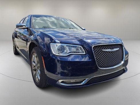 Used 2017 Chrysler 300 C AWD/4WD image 2