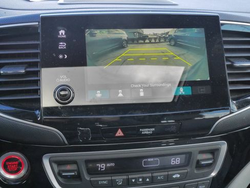 Used 2020 Honda Pilot Touring image 36