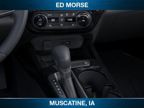 New 2025 Chevrolet Trax LT w/ Sunroof Package image 23