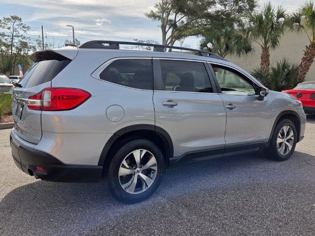 Used 2022 Subaru Ascent Premium w/ Convenience Package AWD/4WD image 5