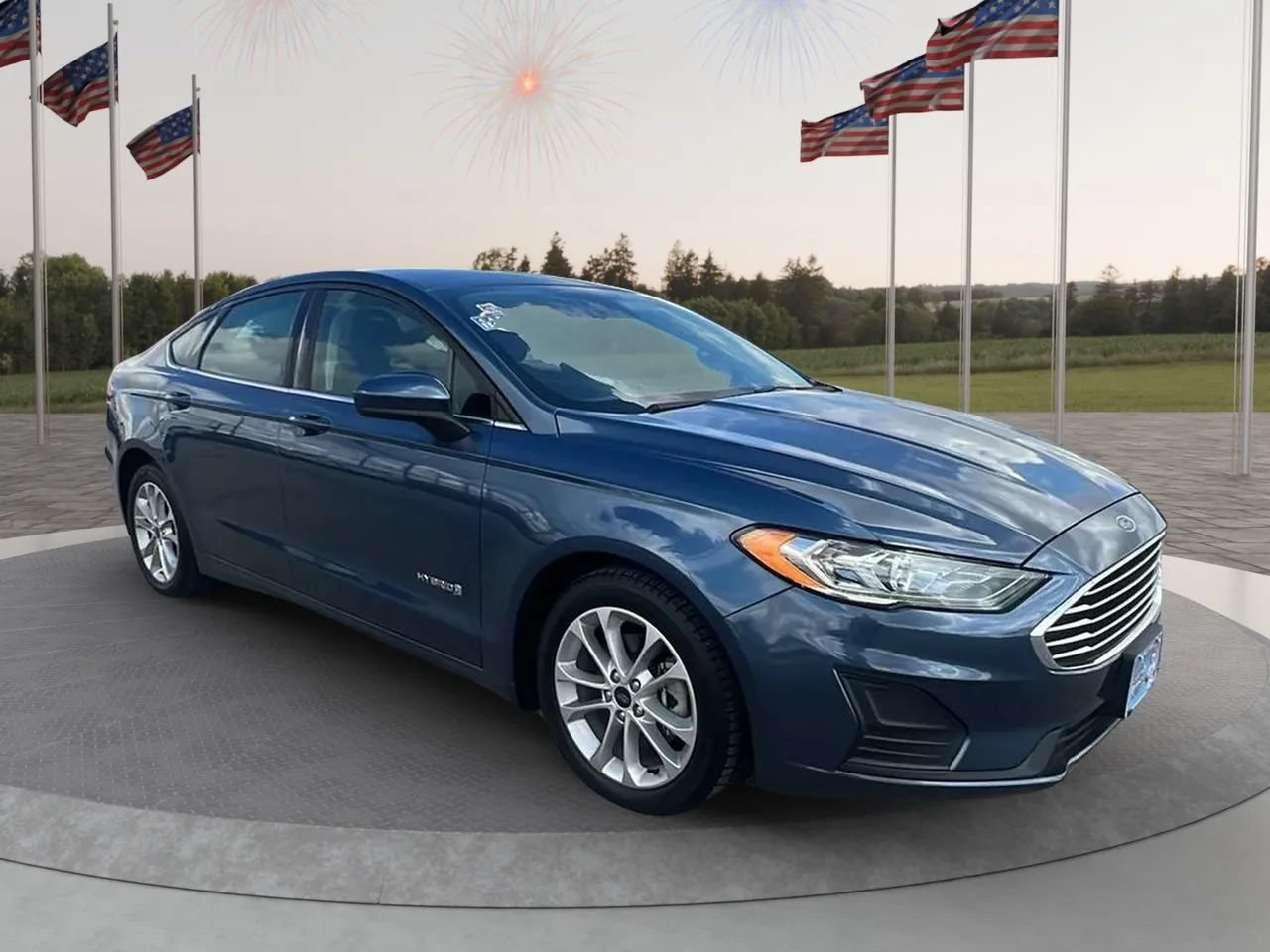 Used 2019 Ford Fusion SE FWD image 1