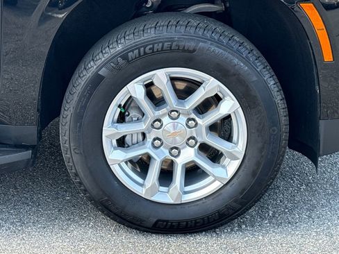 Certified 2025 Chevrolet Tahoe LT image 12