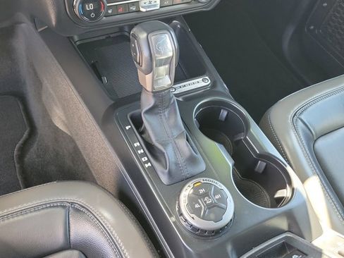 Certified 2025 Ford Bronco Outer Banks AWD/4WD image 33
