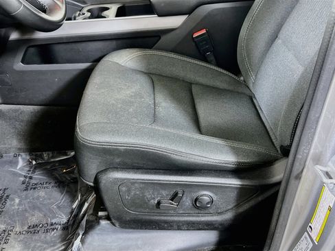 Used 2022 RAM 1500 Big Horn w/ Night Edition AWD/4WD image 18