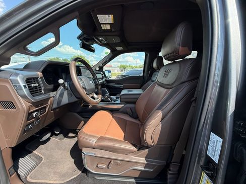 Used 2025 Ford F150 King Ranch w/ FX4 Off-Road Package AWD/4WD image 12
