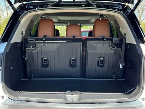 New 2026 Nissan Pathfinder Platinum AWD/4WD image 42