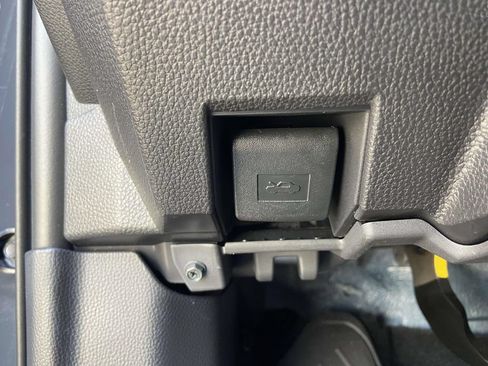 Used 2026 Toyota Tacoma SR5 RWD image 27