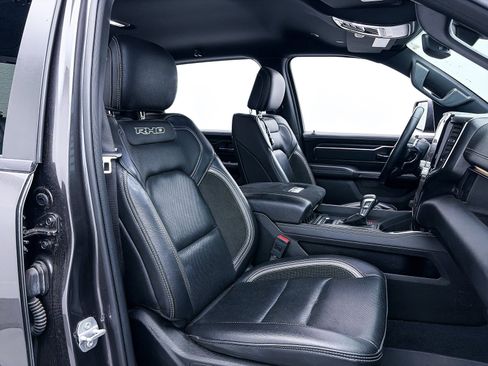 Used 2025 RAM 1500 RHO image 37