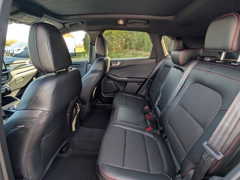 New 2026 Ford Escape ST-Line Select w/ Equipment Group 401A image 33