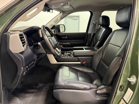 Used 2023 Toyota Tundra SR5 AWD/4WD image 11