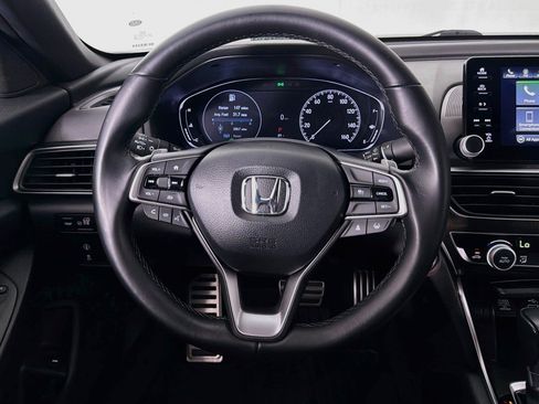 Used 2022 Honda Accord Sport image 18